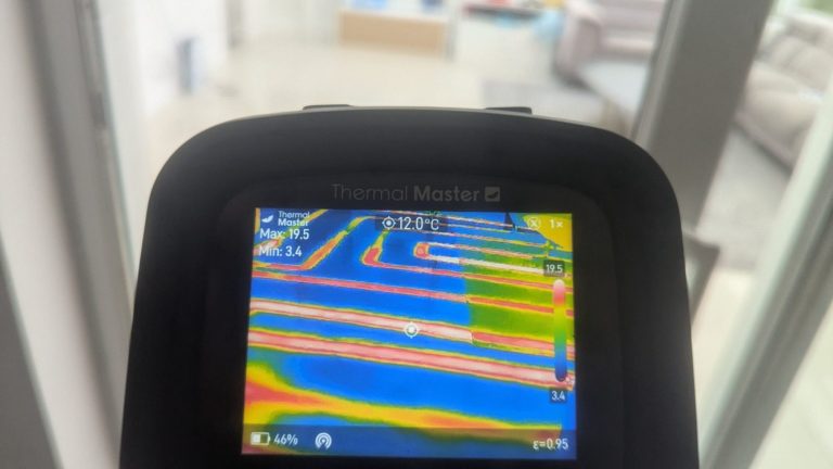 Thermal imaging device locating heating pipes Picture of Thermal imaging while looking for leaks